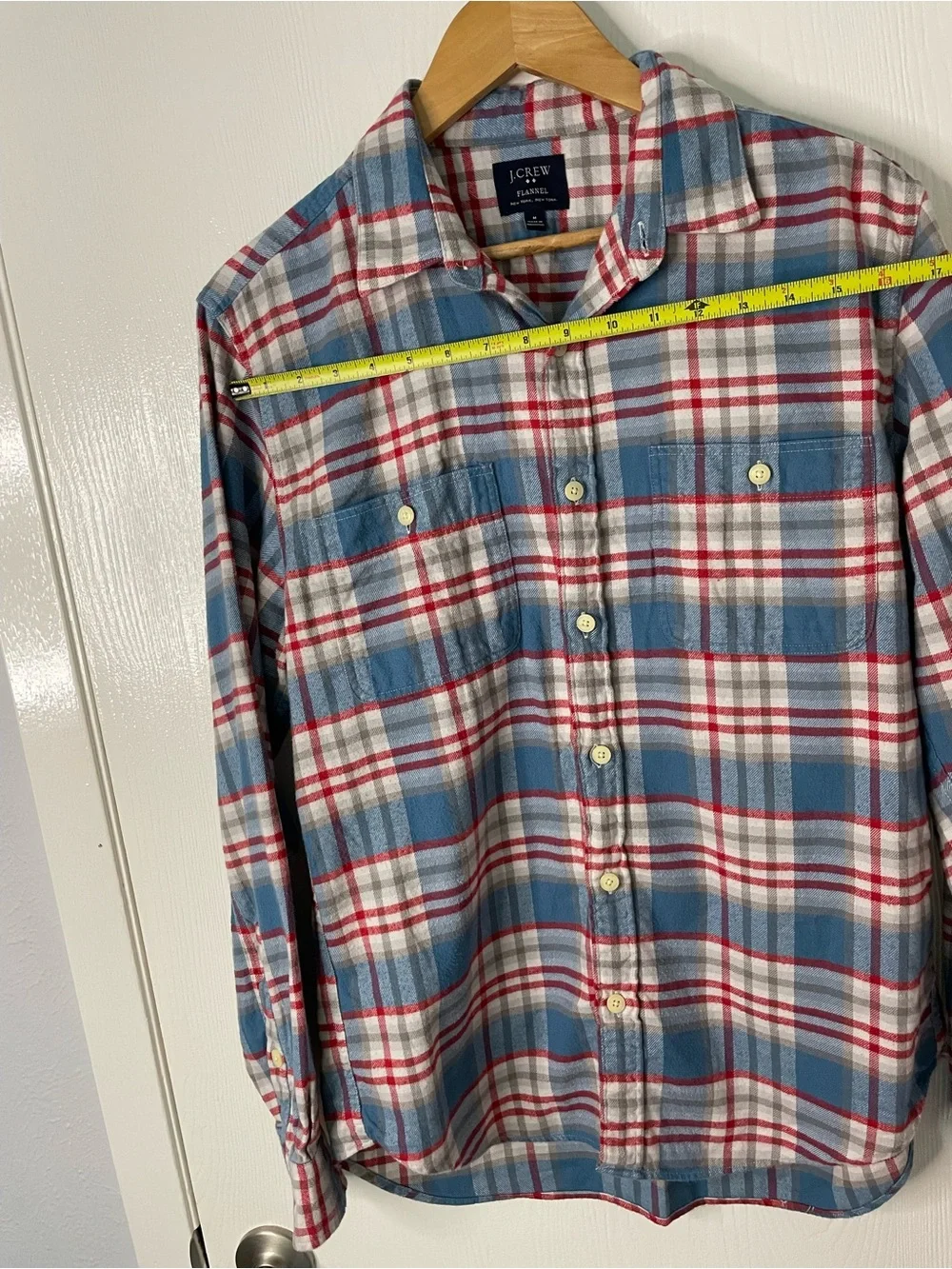 J.Crew Men’s Medium Blue Plaid Flannel Button-Up Shirt